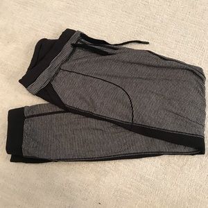 Lululemon joggers